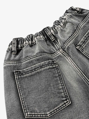Denim cargo shorts – Washed Grey, back pocket close-up | XoKool