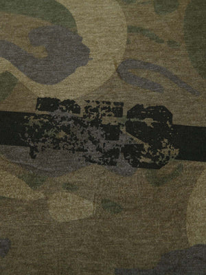 Camo Longsleeve – Text-Print vorn, Nahaufnahme | XoKool