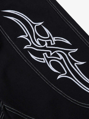 Tribal embroidered jeans – tribal embroidery close-up | XoKool