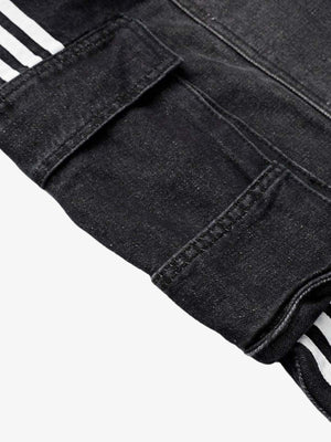 Denim Cargo Shorts mit Tunnelzug – Nahaufnahme von Cargotasche und Streifen | XoKool