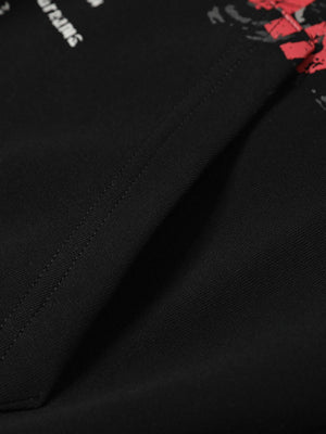 Zweifarbiger Cropped Hoodie – Print und Naht Nahaufnahme | XoKool
