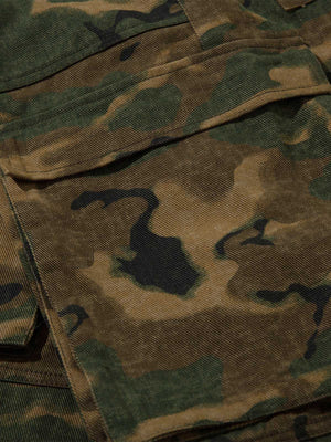 Woodland camo cargo pants – cargo pocket close-up | XoKool