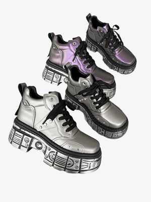 Zapatillas con plataforma plateado metalizado y suela esculpida – ambos colores juntos | XoKool