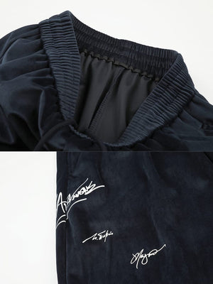 Velour sweatpants – Waistband lining and embroidery close-up | XoKool