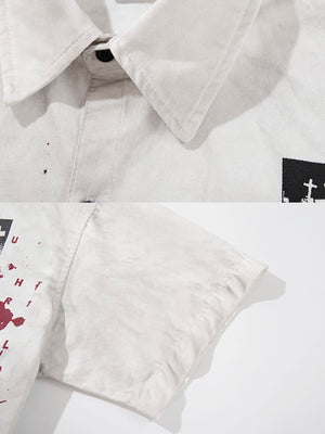 Button-Up-Hemd mit Collage-Print – Kragen und Ärmel im Detail | XoKool
