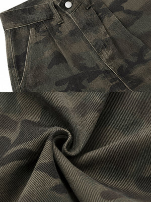 Shorts cargo en capas de camuflaje verde oliva – detalle de la cintura y la tela | XoKool