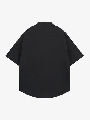 Camisa oversize gráfica de manga corta con botones – negro, vista trasera | XoKool