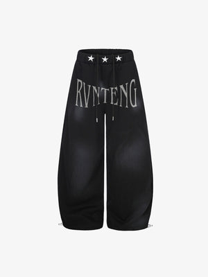 Oversized Jogginghose mit Faded Spray-Print – Schwarz, Vorderseite flach | XoKool