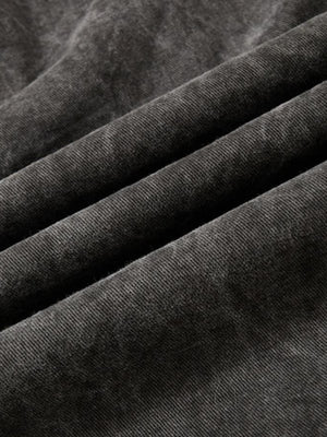 Pleated grey baggy jeans – fabric folds close-up | XoKool