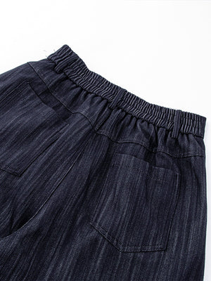 Jeans con pinzas – detalle de la cintura elástica trasera | XoKool