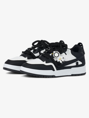 Zapatillas skate con cordones de cuerda y charm de figura – par en Negro | XoKool