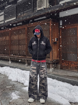 Grey Camo Jeans – street photo in snow | XoKool