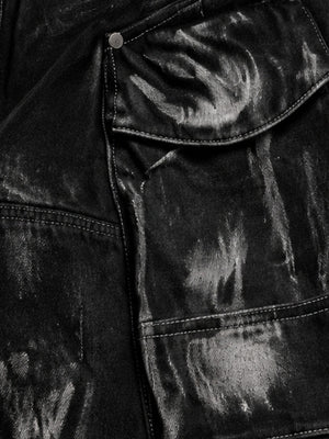 Black cargo jeans – Cargo pocket close-up | XoKool