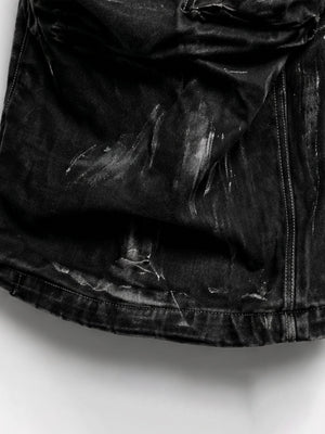 Black cargo jeans – Hem distress close-up | XoKool
