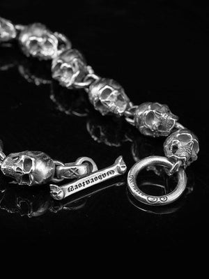 Skull Link Bracelet with Toggle Clasp – clasp close-up with engraved script | XoKool