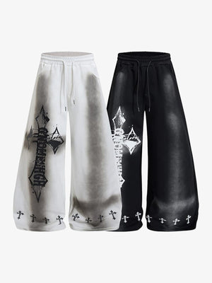 Spray Fade Gothic Cross Y2K Jogginghose – beide Farben, Vorderseite flach | XoKool