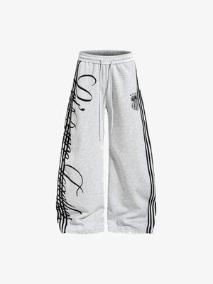 Gestreifte Wide Leg Jogginghose mit Schriftzug-Print – Grau, Vorderansicht | XoKool