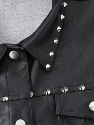 Chaleco biker con tachuelas – detalle de las tachuelas del cuello | XoKool