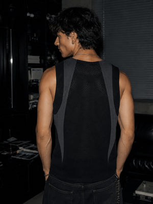 Mesh tank top – Black/Grey, on model back | XoKool