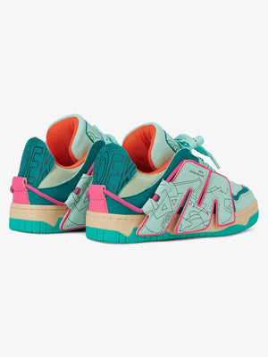Skate Sneakers mit Buchstaben – Detailansicht | XoKool