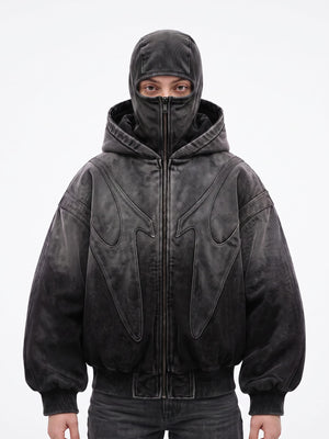 Washed Black Bomberjacke mit Balaclava-Kapuze – am Model, vorne, Balaclava geschlossen | XoKool