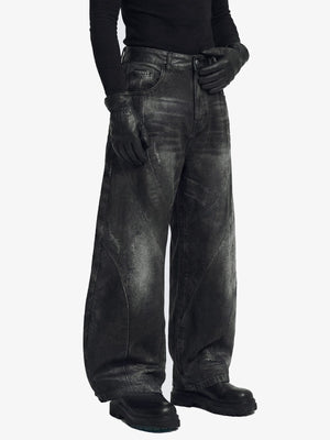Washed Black Barrel Jeans – am Model, seitlich | XoKool