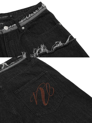 Schwarze Jeansshorts mit Umschlag – Bund und Stickerei auf der Gesäßtasche im Detail | XoKool