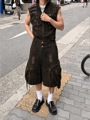 Chaleco punk con tachuelas – en modelo, calle | XoKool