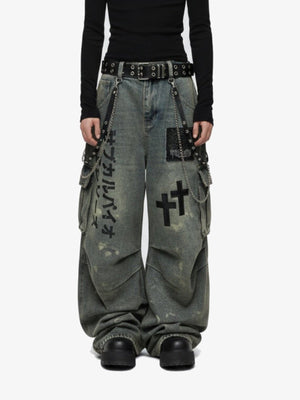 Jeans cargo – gris oliva, en modelo, vista frontal | XoKool