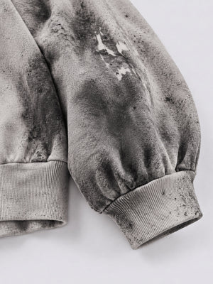 Grunge Hoodie – Sprühprint am Ärmel, Nahaufnahme | XoKool