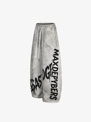 Washed Wide Leg Jogginghose mit Buchstaben-Print – Grau, Vorderseite schräg | XoKool