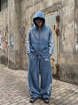 Thorn zip up hoodie – Blue, street photo full outfit | XoKool