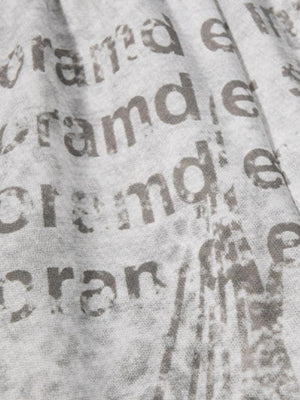 Wide leg sweatpants – text print close-up | XoKool