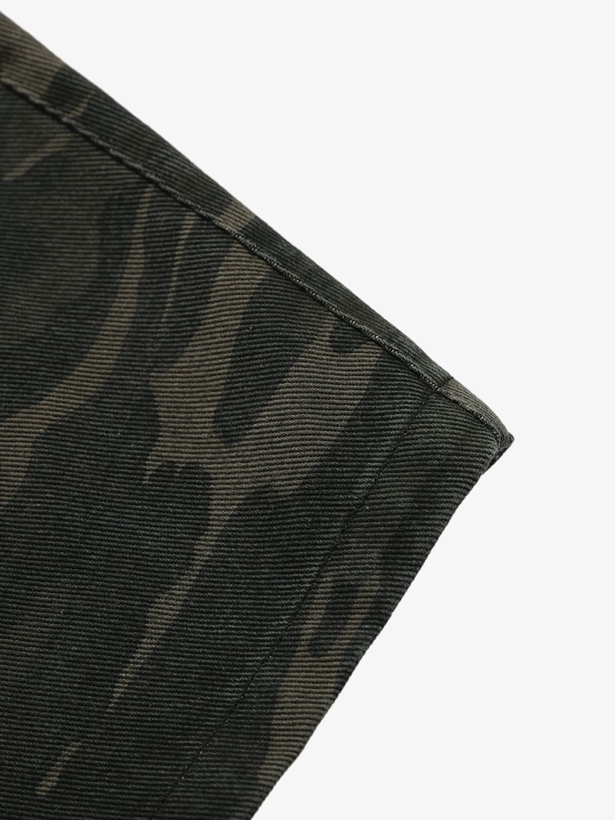 Vintage Camouflage Print Multi-Pocket Cargo Barrel Pants - image 5