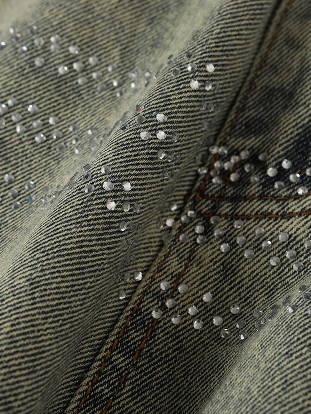 Rhinestone stripe jeans – rhinestone close-up | XoKool