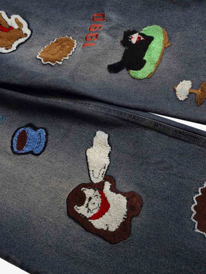 Cartoon patch jeans – patches close-up | XoKool