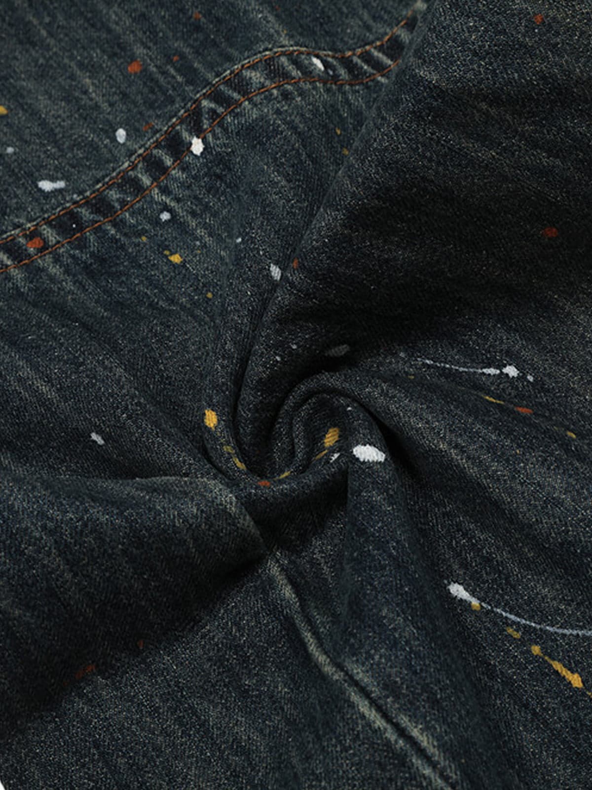 Dark Wash Barrel Jeans – Stoffdrehung Nahaufnahme | XoKool