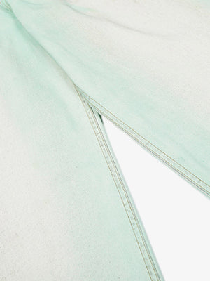 Mint green jeans – leg seam close-up | XoKool