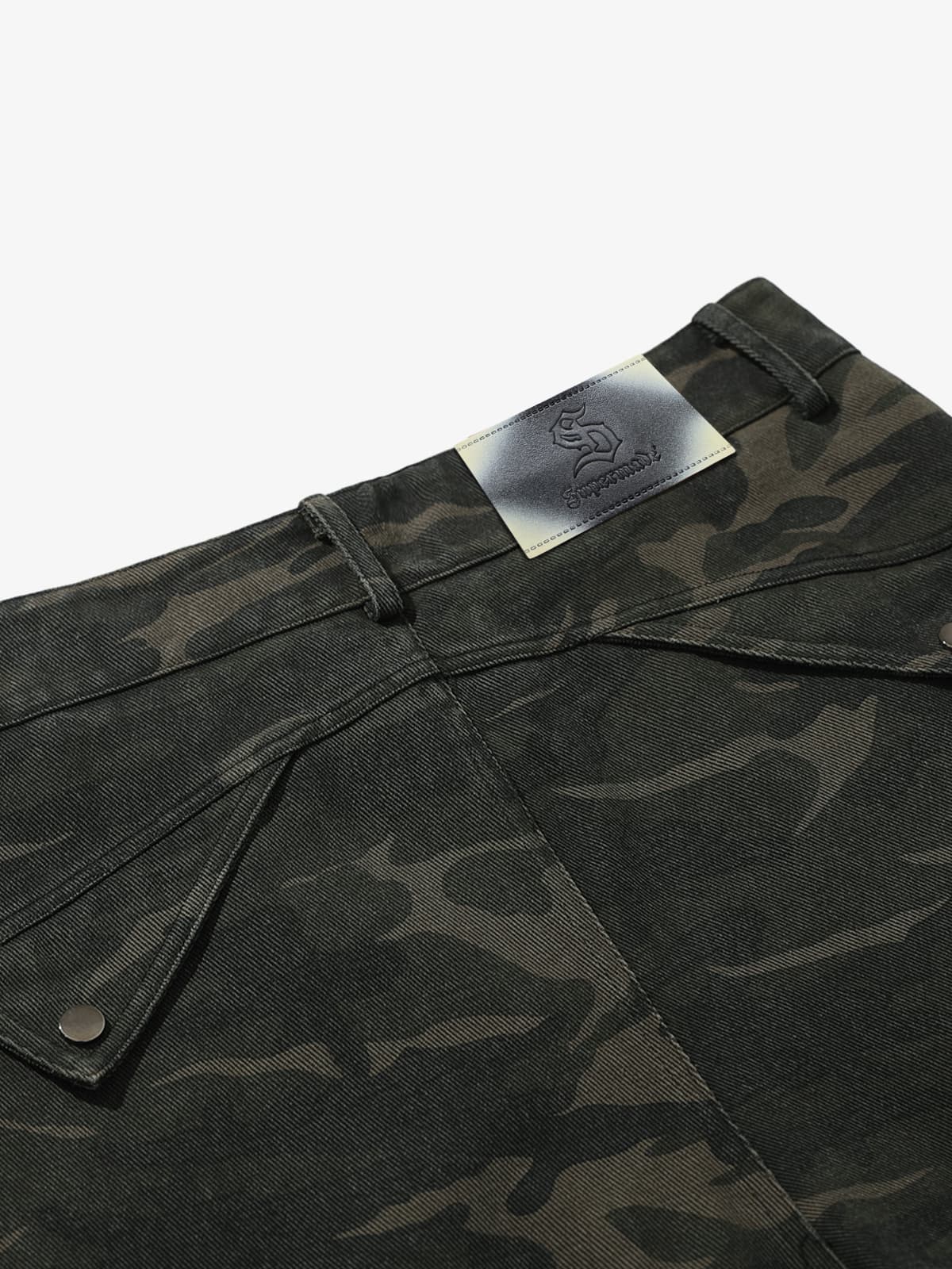 Vintage Camouflage Print Multi-Pocket Cargo Barrel Pants - image 4