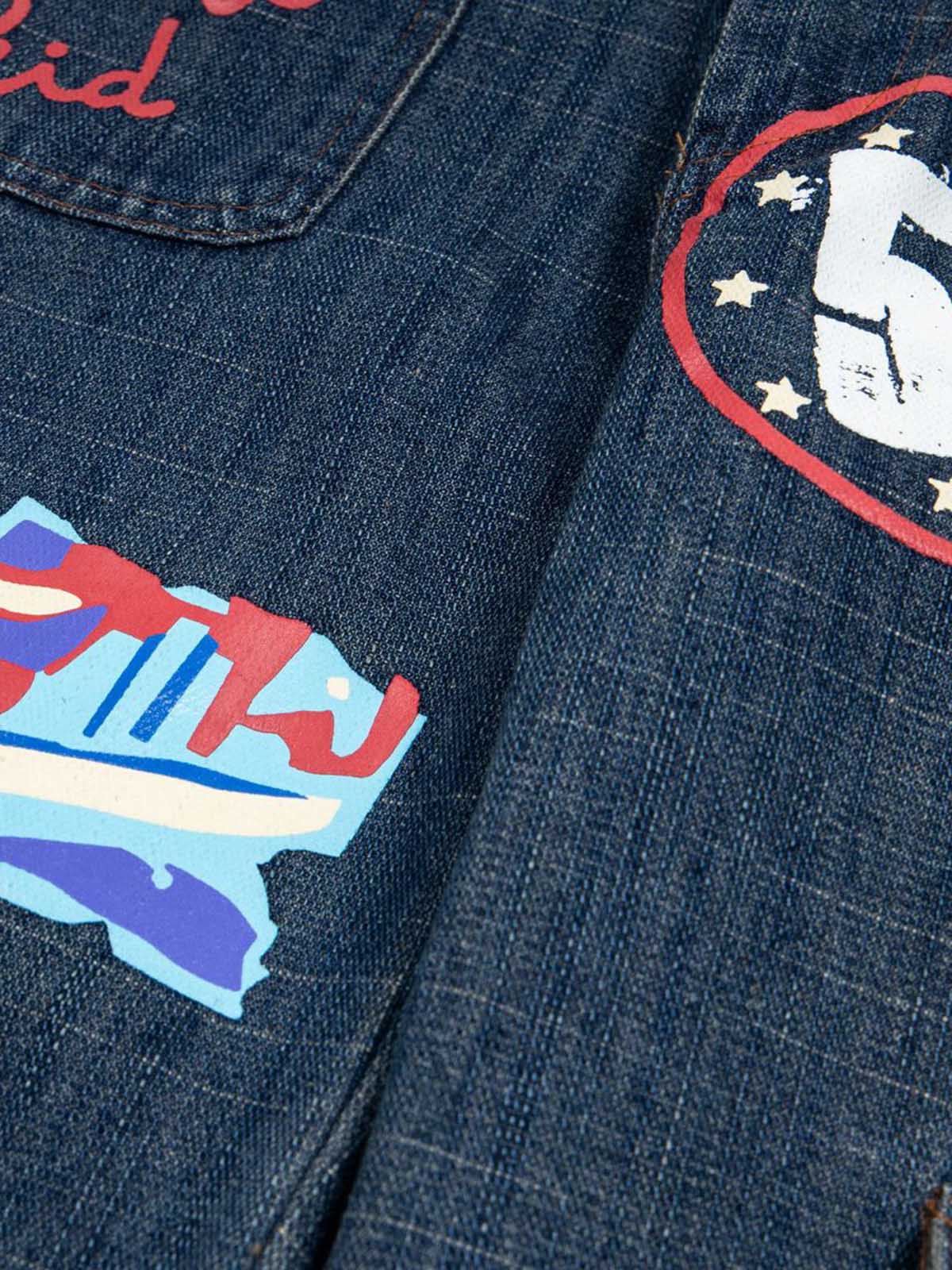 Dark Wash Cargo Jeans – Print close-up | XoKool