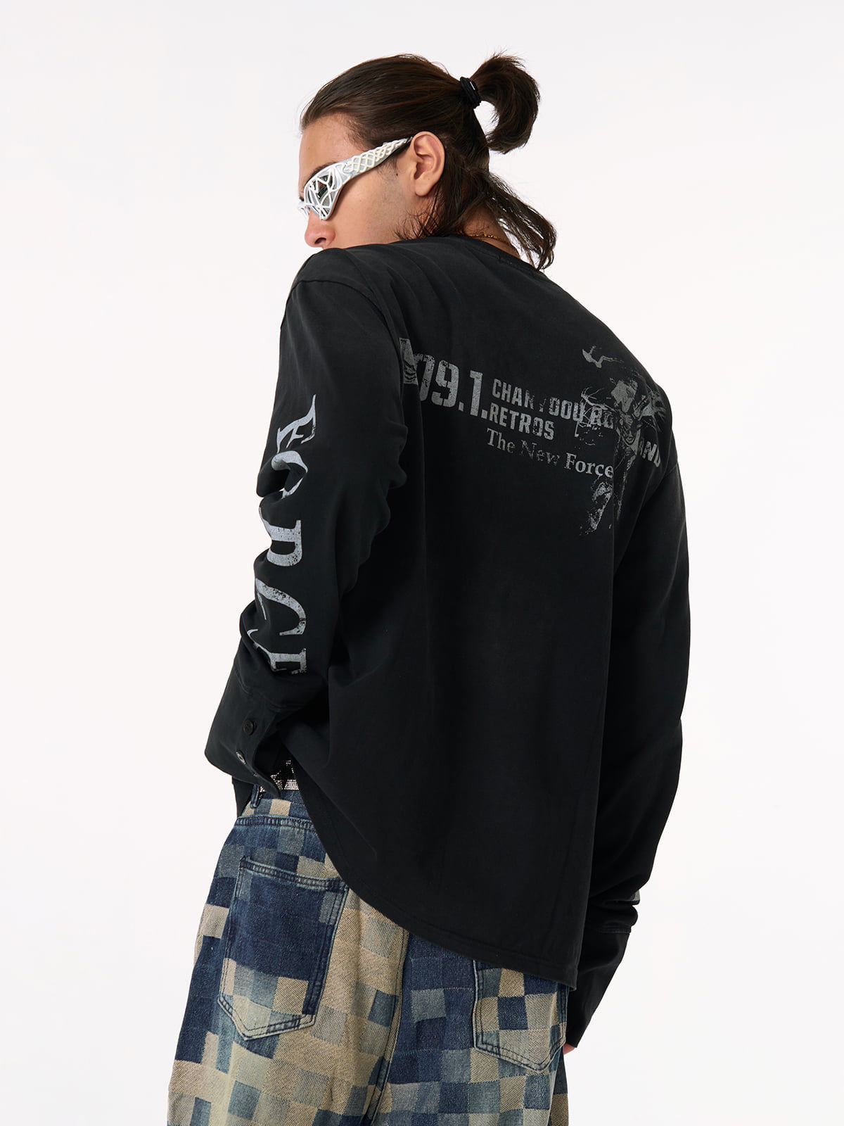 Distressed NO. 09 Long Sleeve T-Shirt - image 8