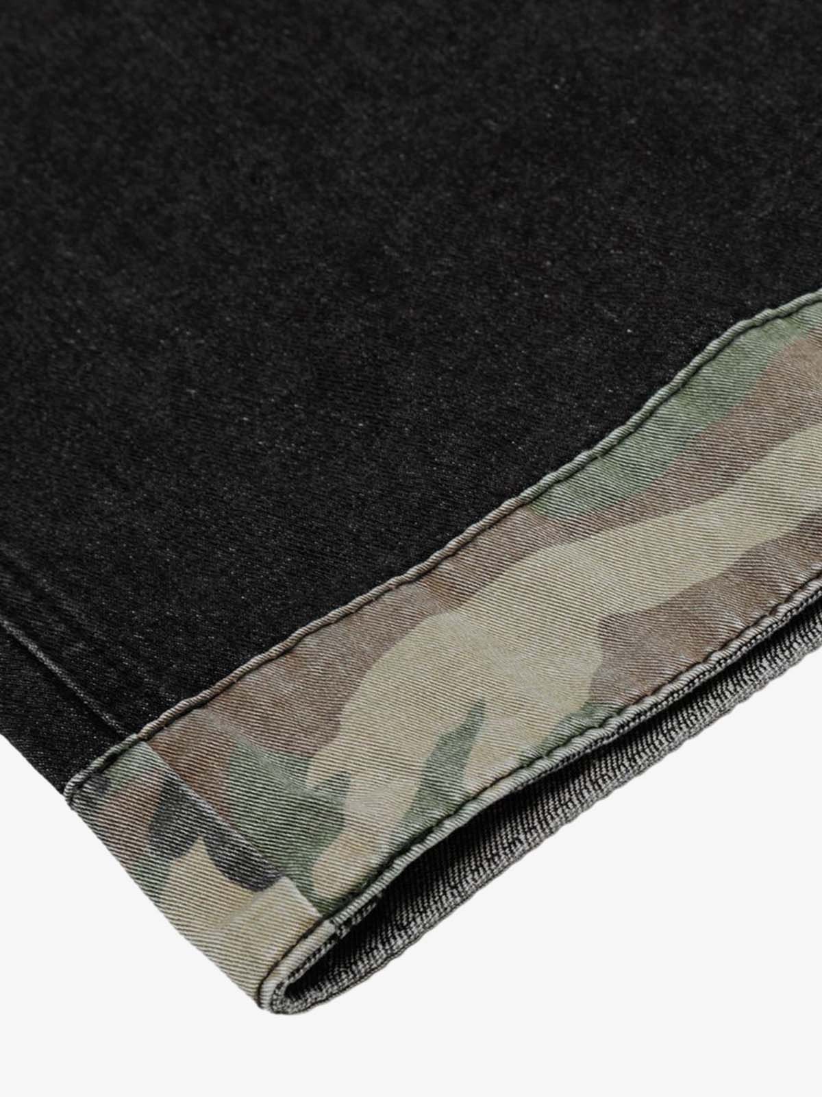 Camo belt barrel jeans – camo cuff close-up | XoKool