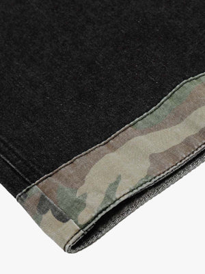 Camo belt barrel jeans – camo cuff close-up | XoKool