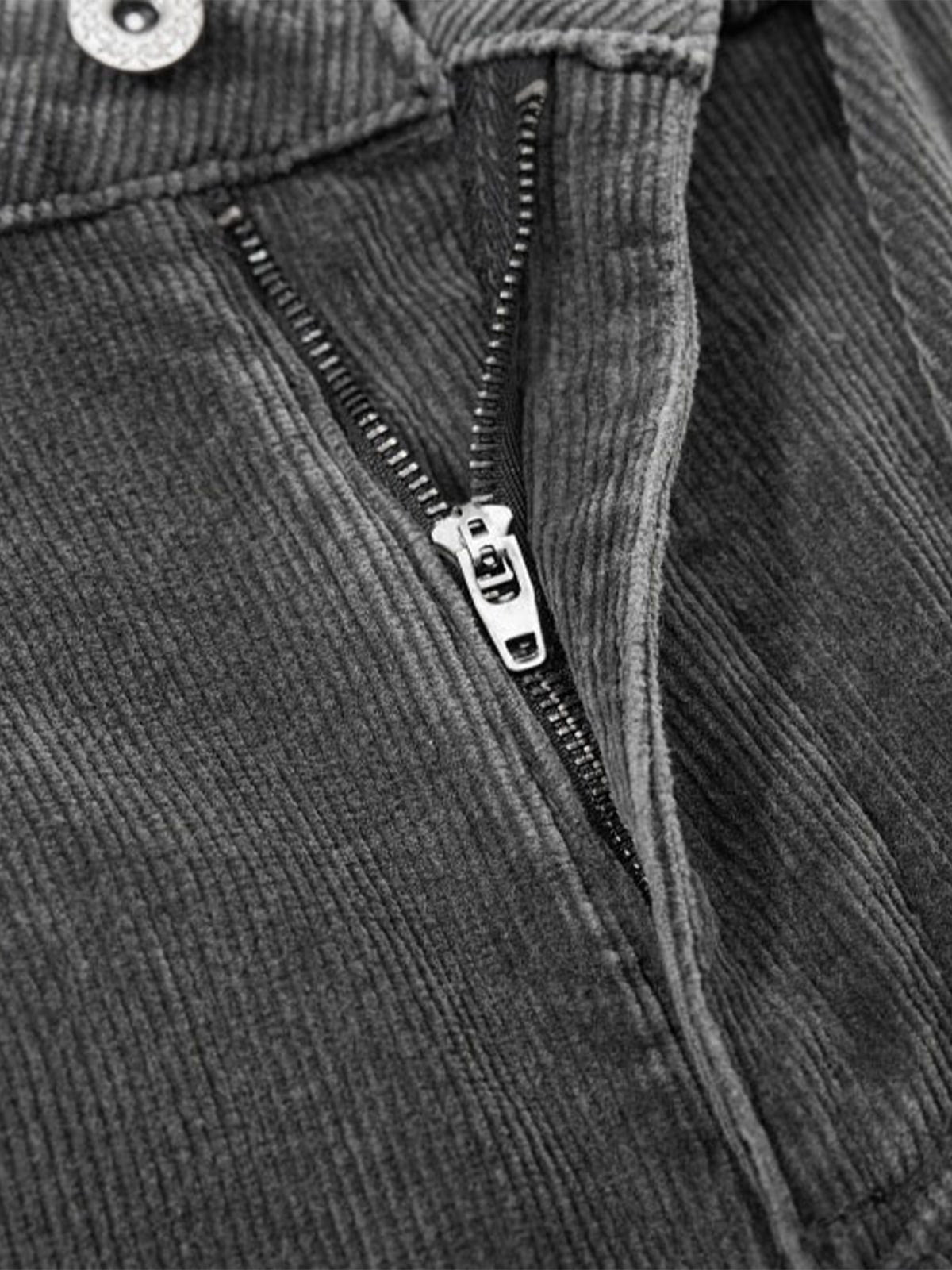 Graue Cord-Cargohose – Nahaufnahme Reißverschluss | XoKool