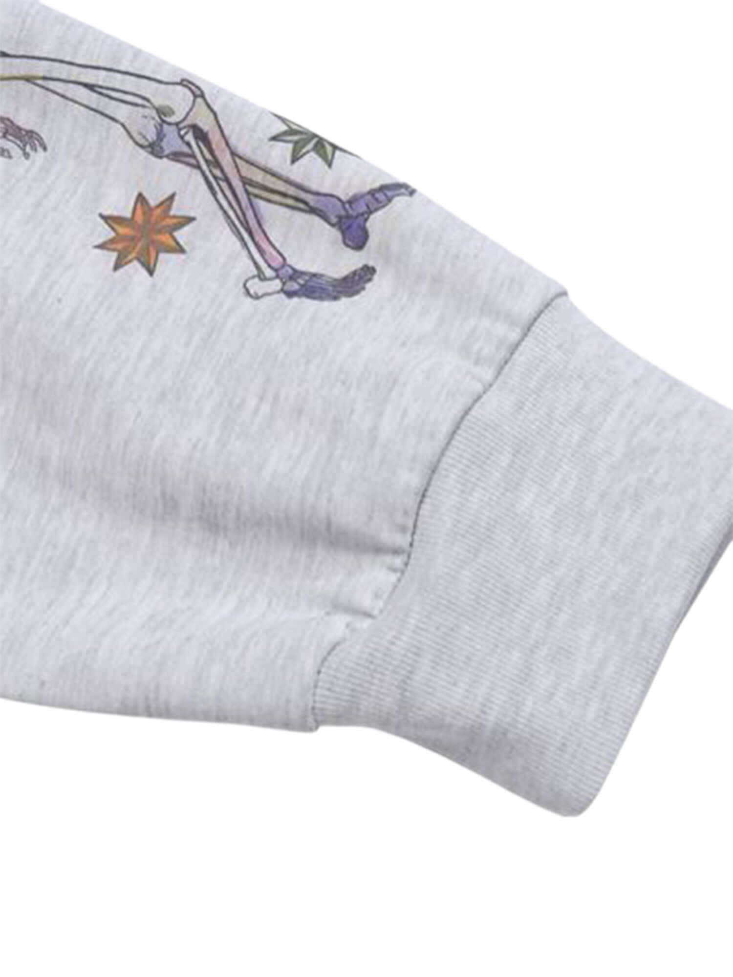 Stand out with effortless flair in the American High Street Graffiti Long Sleeve T Shirt. Crafted from a soft cotton blend, this shirt features detailed allover graphic prints inspired by vintage street art and urban graffiti. With a relaxed fit, classic