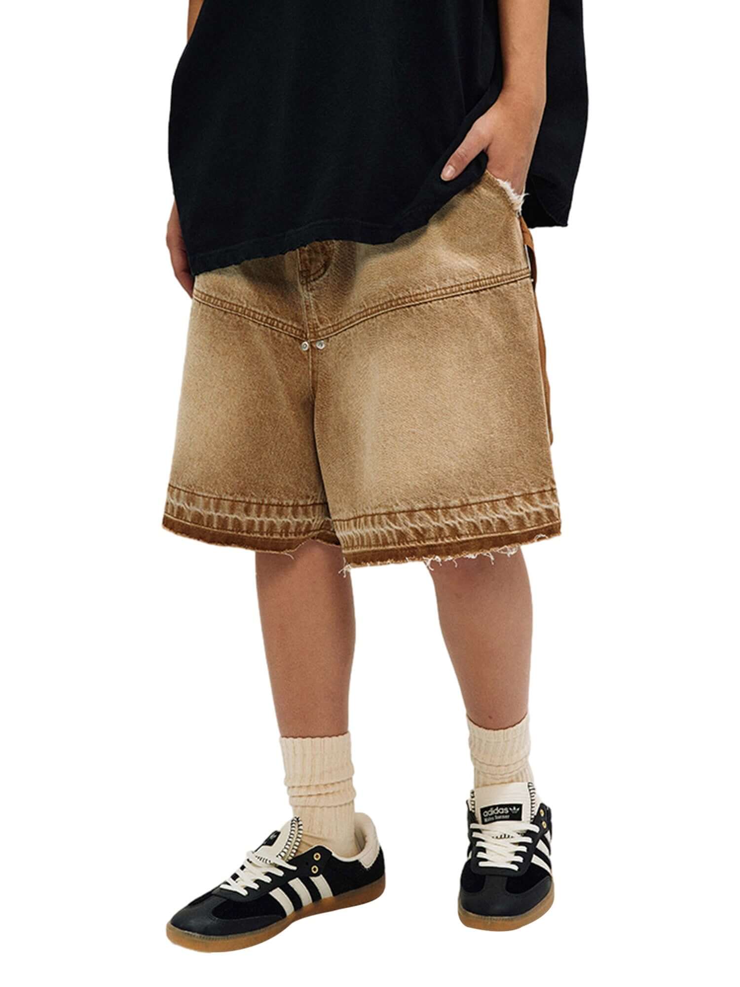 Elevate your casual wardrobe with the American Retro Distressed Washed Denim Shorts — a stylish essential blending comfort and urban edge. Made from breathable denim, these shorts feature a distressed finish, practical side pockets, ribbed cuffs and hem f