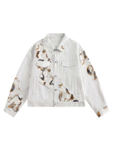 Bring vintage attitude to your wardrobe with the American Retro Lace Patchwork Denim Jacket. This cropped, lightweight piece blends edgy snake print with delicate lace patchwork, creating a bold yet feminine look. Designed with long sleeves, front pocket