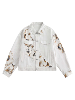 Bring vintage attitude to your wardrobe with the American Retro Lace Patchwork Denim Jacket. This cropped, lightweight piece blends edgy snake print with delicate lace patchwork, creating a bold yet feminine look. Designed with long sleeves, front pocket