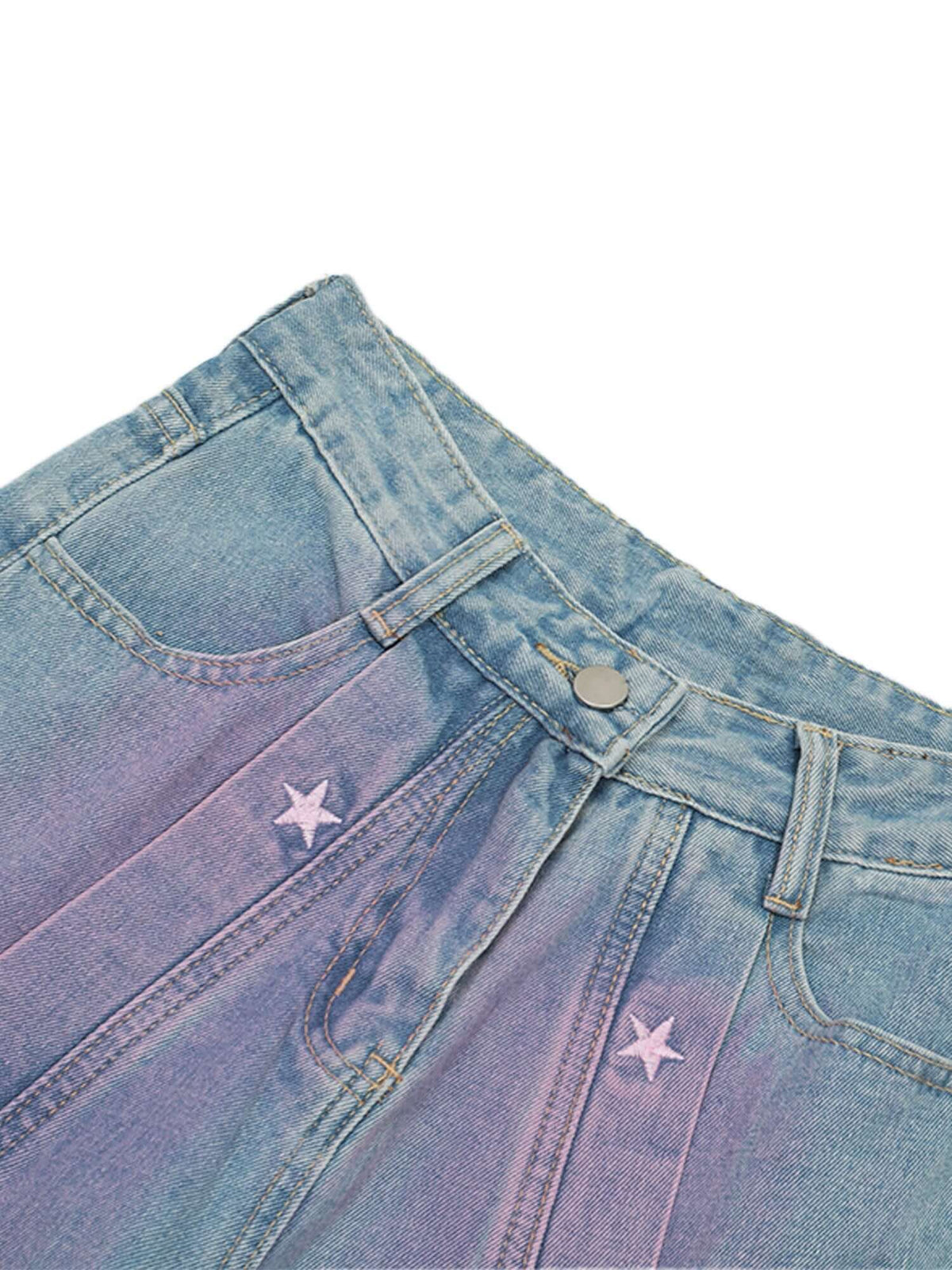 Jeans de pierna ancha lavado claro con estrellas bordadas – detalle de la cintura y el bordado de estrellas | XoKool