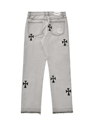 Stand out in every step with the American Vintage Jeans — a bold fusion of retro vibes and modern streetwear. Made from a comfortable cotton blend, these jeans feature trendy graphic prints, multiple utility-style pockets, and an adjustable waistband for